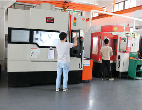 Dongguan Howe Precision Mold Co., Ltd. linha de produção da fábrica