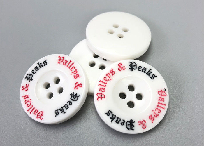 Modelagem por injeção plástica dos botões 14MM de nylon de 8MM